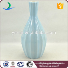 Vaso de cerâmica azul fosco pintado à mão para decoração do hotel